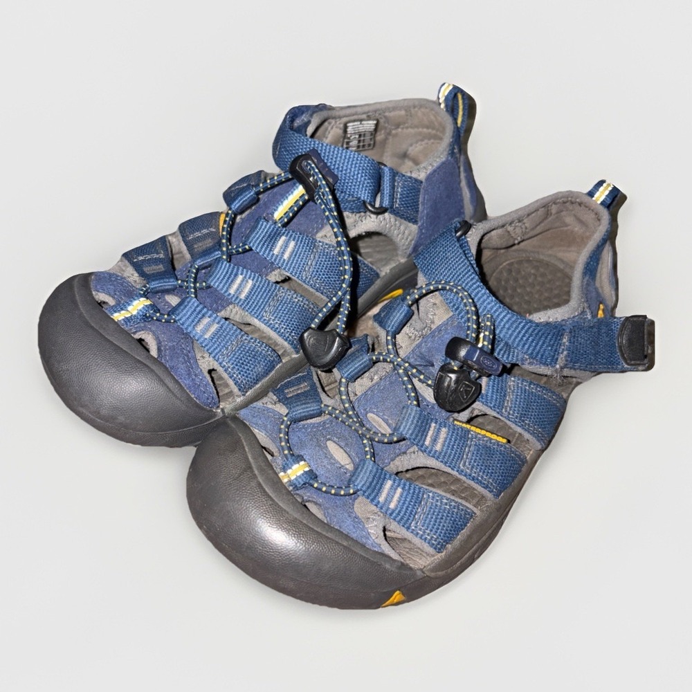 KEEN | Kids Newport H2 Sports Sandals Navy/Gray (Youth Size 3) Washabl